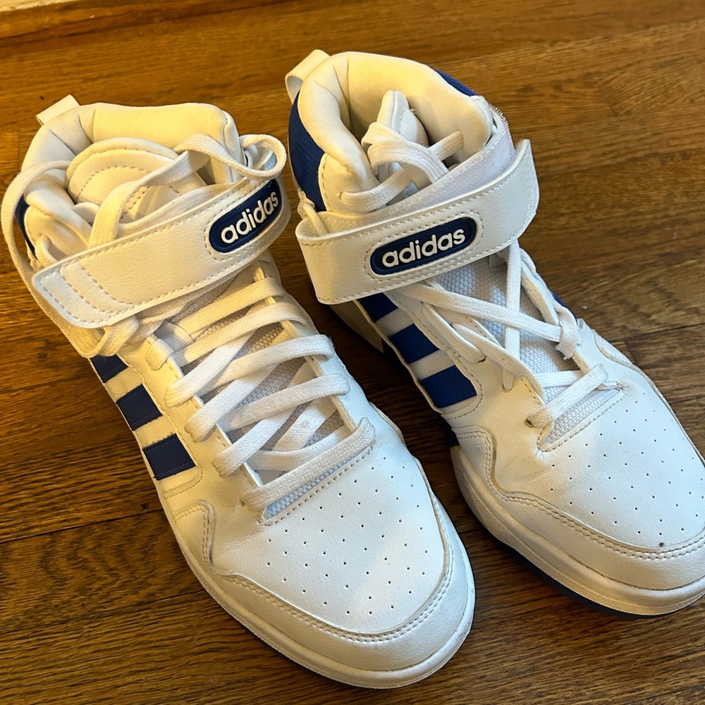 Adidas boys 5- just purchased. Never worn. NWOT. Son didn’t like color 🙄